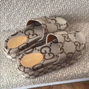 Gucci Beige and Brown Sandals